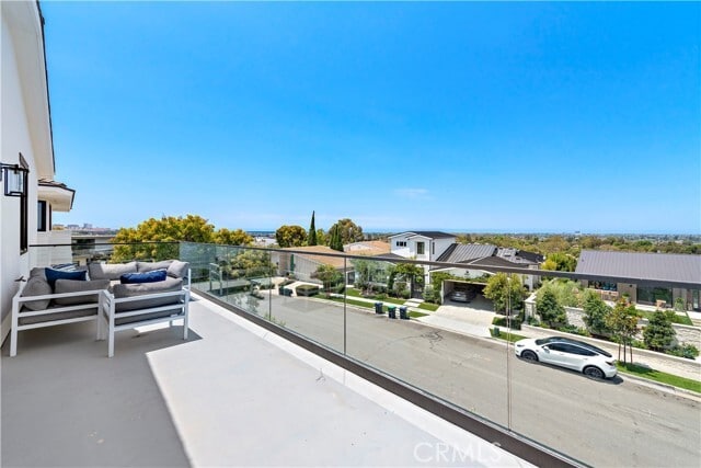 Building Photo - 2507 Alta Vista Dr