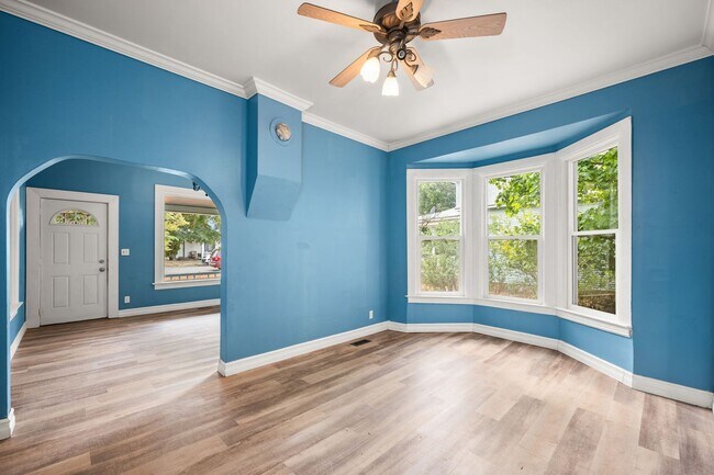 Primary Photo - Centrally Located Home With Unbelievable C...