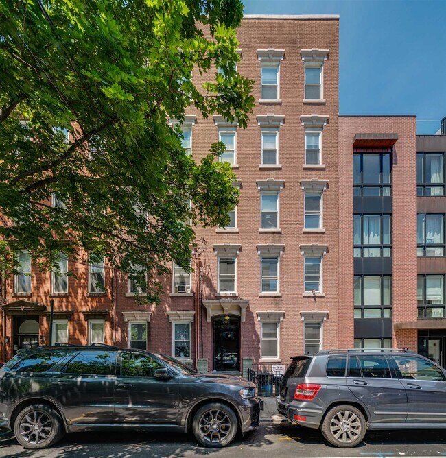 Building Photo - 206 Bloomfield St