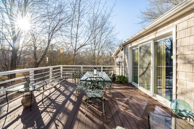 Building Photo - 58 Sill Ln