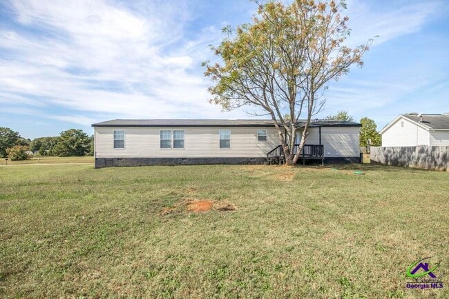 Building Photo - 158 Emerald Blvd