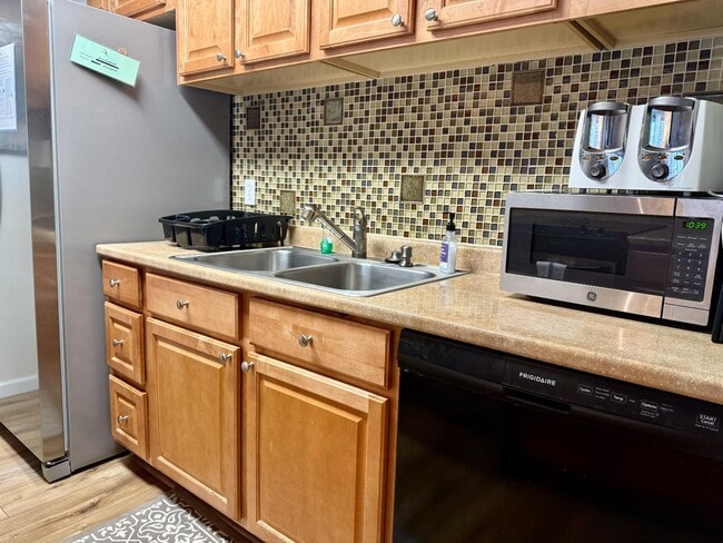 Building Photo - 83 GCR 8400