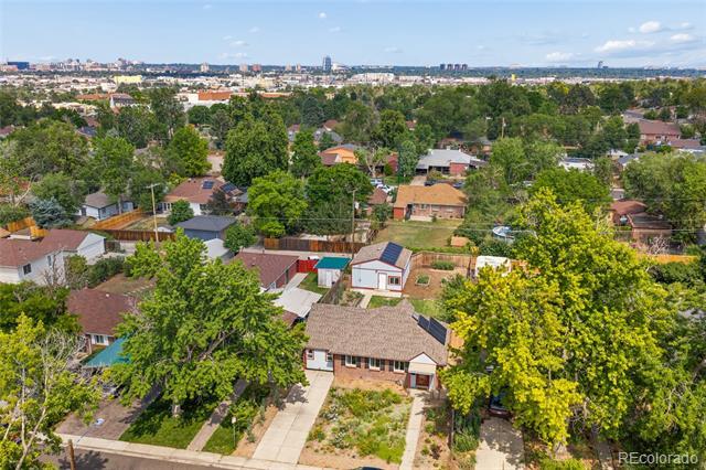Building Photo - 556 S Canosa Ct