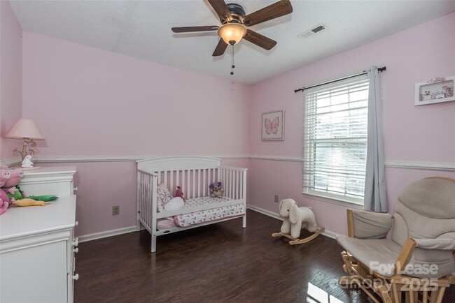 Building Photo - 9721 Manus Ct