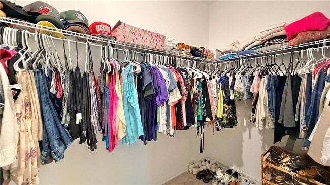 Building Photo - 5723 Cattle Rnch Dr