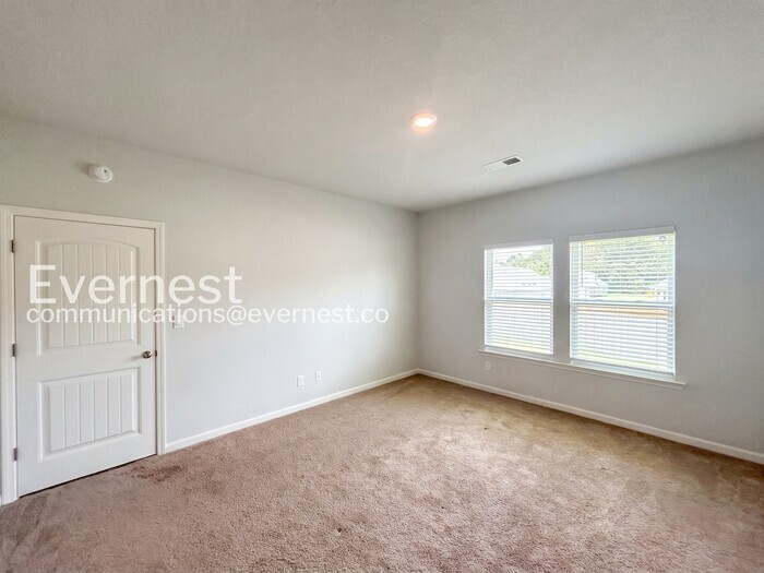 Building Photo - 8329 Gum Pond Dr