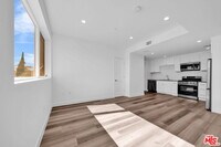 Building Photo - 667 Wilton Pl