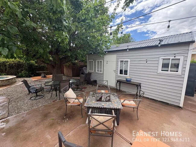 Building Photo - 19022 Sylvan St