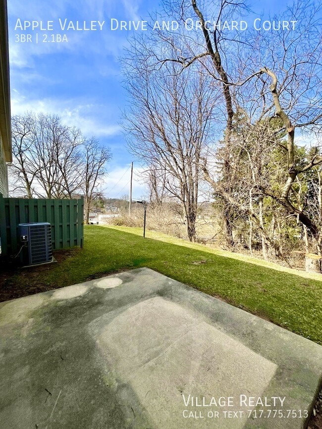 Building Photo - 910 Apple Valley Dr