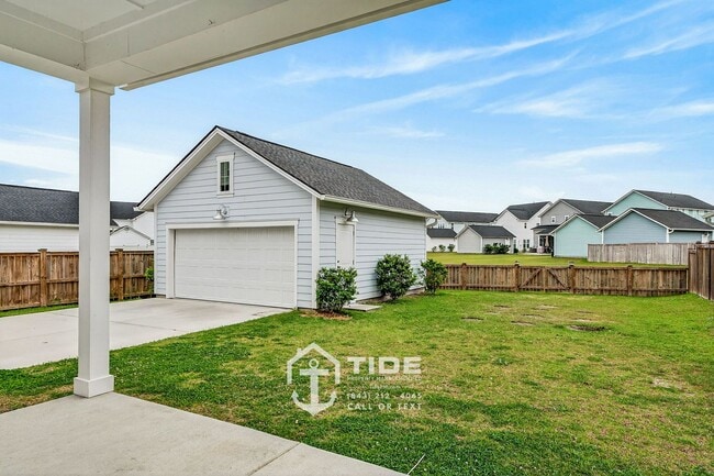 Building Photo - Private Retreat with Modern Upgrades