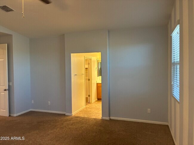 Building Photo - 69 S 195th Ln