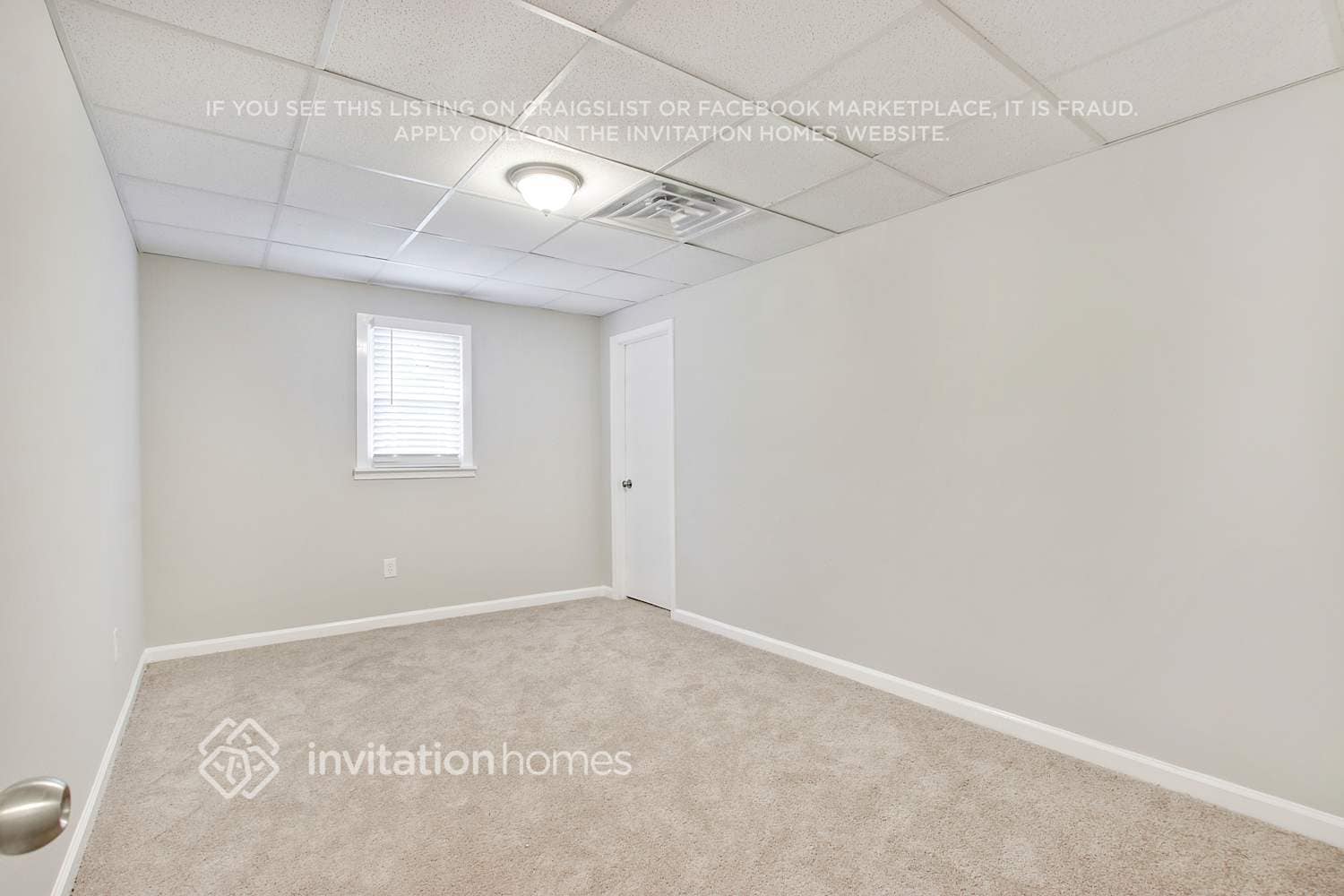 Building Photo - 3811 Sherwood Dr