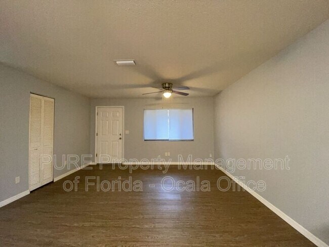 Building Photo - 3650 NE 41st St