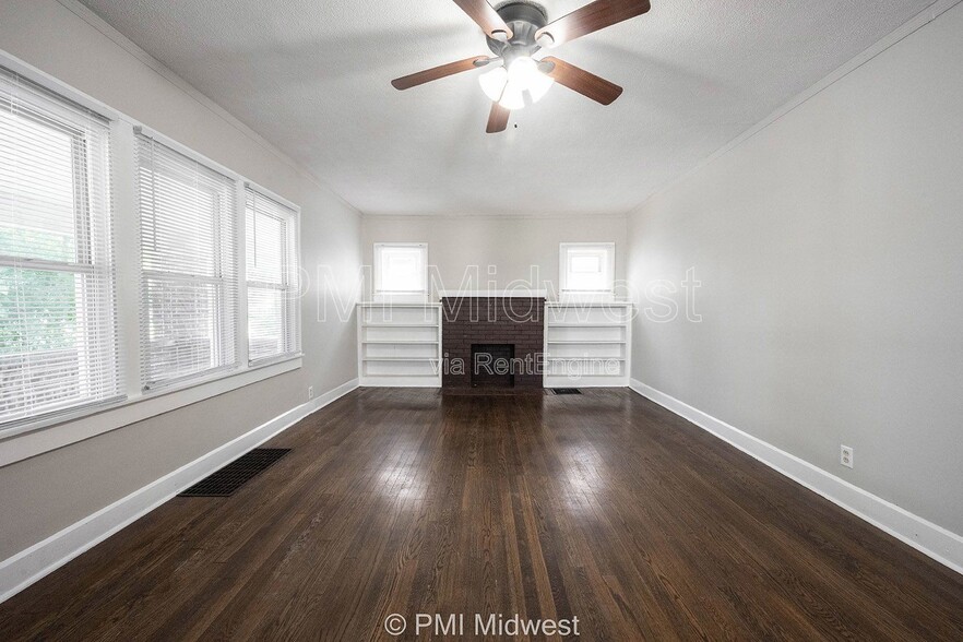 Building Photo - 1529 E Ohio St