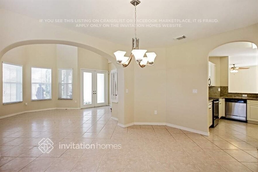 Building Photo - 16498 SW 85th Ln