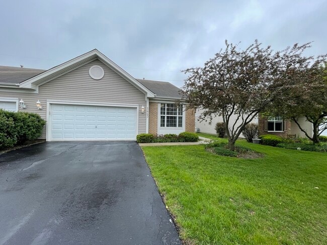 Building Photo - 1535 Reserve Ln