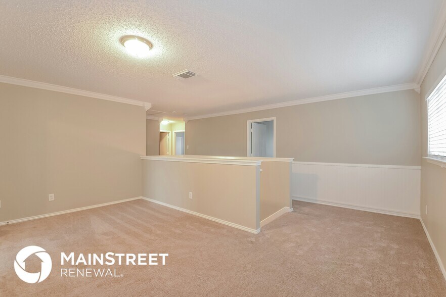 Building Photo - 8423 Manderly Pl