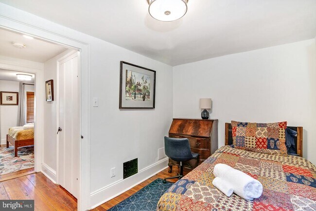Building Photo - 254 Quince St