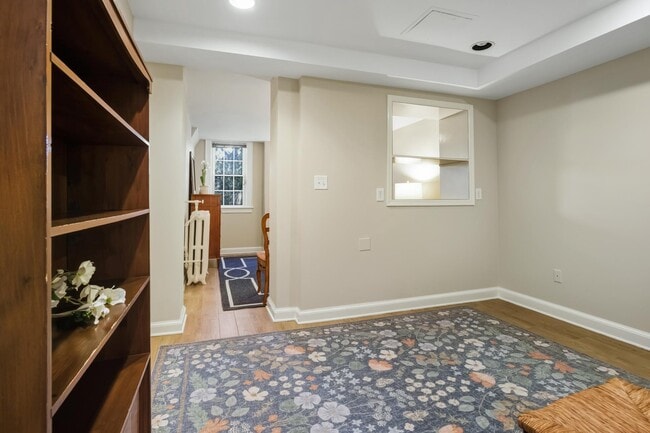 Building Photo - 2619 Woodley Pl NW