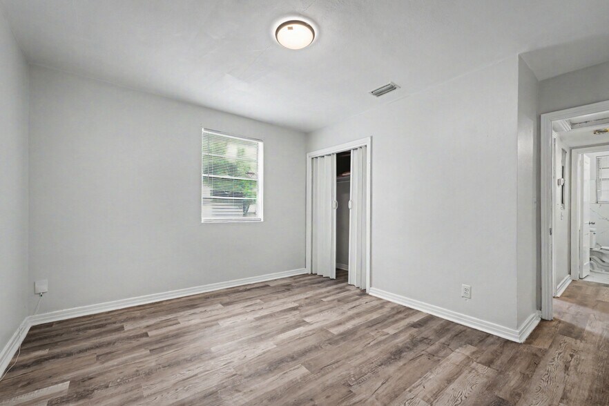 Building Photo - 3516 Penton St