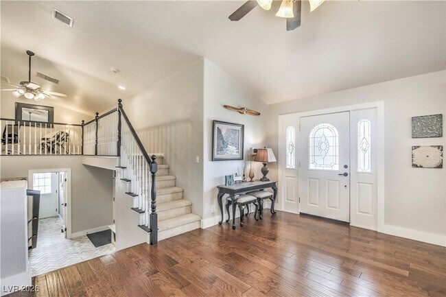 Building Photo - 391 E Kimberly Dr