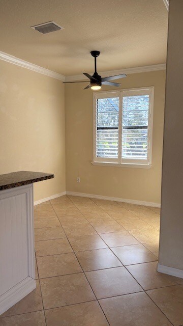 Building Photo - 3984 Treasure Cove Cir