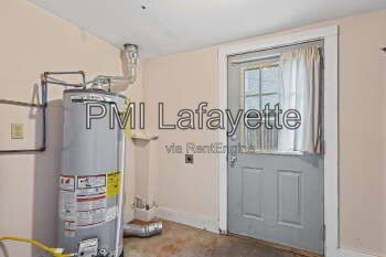Building Photo - 407 S East St