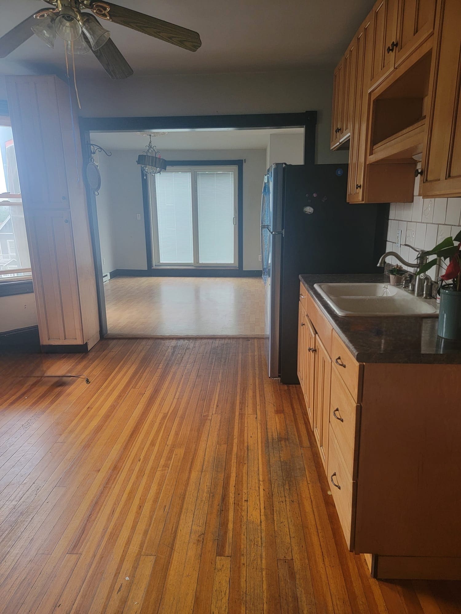 Building Photo - 16 Elmwood Ave