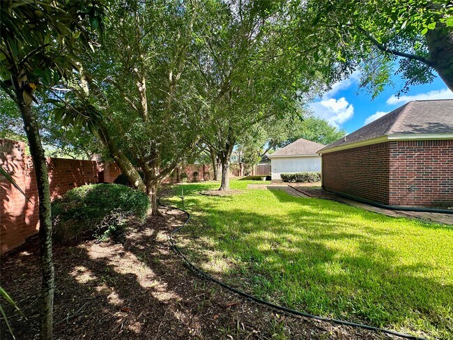 Building Photo - 1318 Cedar Terrace Ct