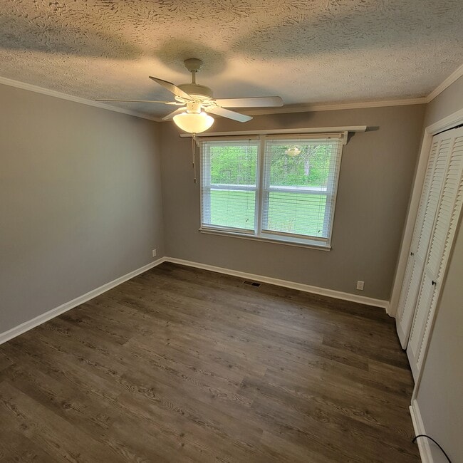 Building Photo - 10668 Old Baxter Rd