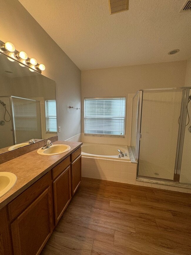 Building Photo - Avalon Lakes: 3 Bedroom, 2 Bathroom, 2 Car Garage home