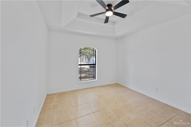 Building Photo - 703 Bowie St