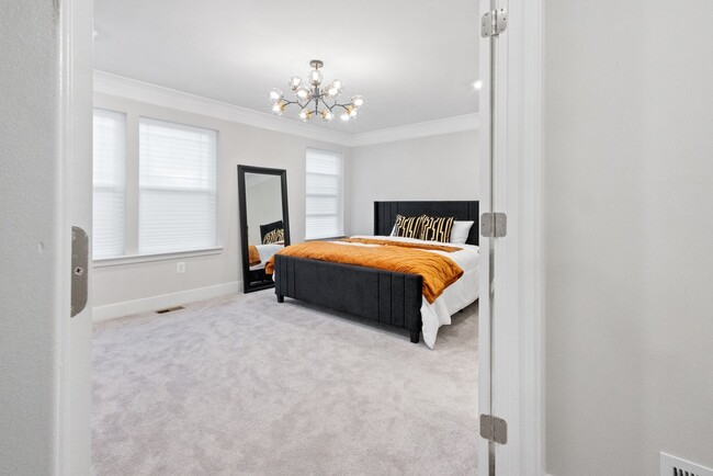 Building Photo - Spacious 3BR Townhome in Bryans Road