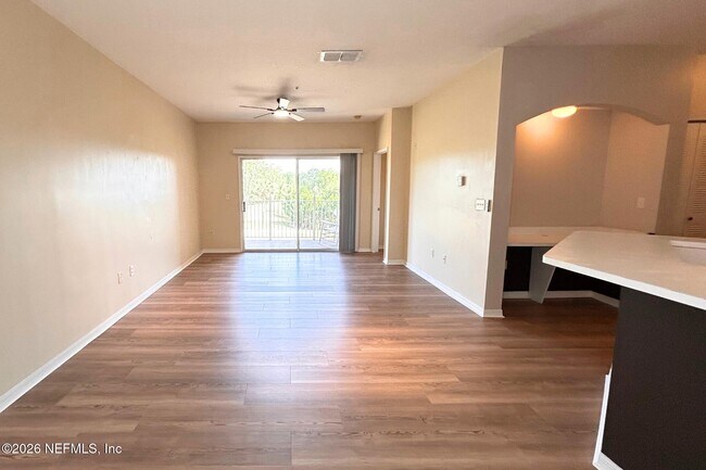 Building Photo - 540 Florida Club Blvd