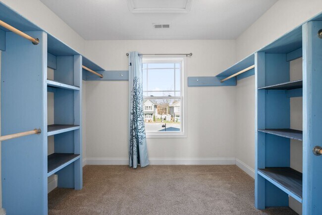 Building Photo - 1180 Henry Pl Blvd