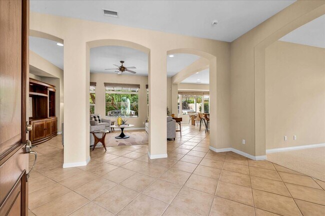 Building Photo - 61255 Portulaca Dr