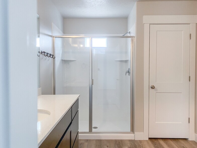 Building Photo - 959 S 650 W