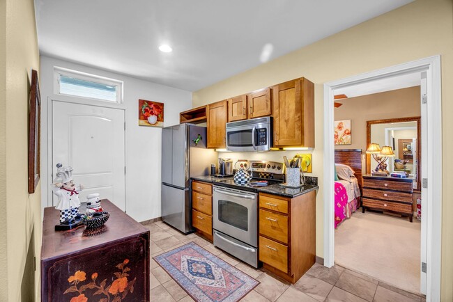 Primary Photo - Breakers D35 – Furnished 1-Bedroom Long-Te...