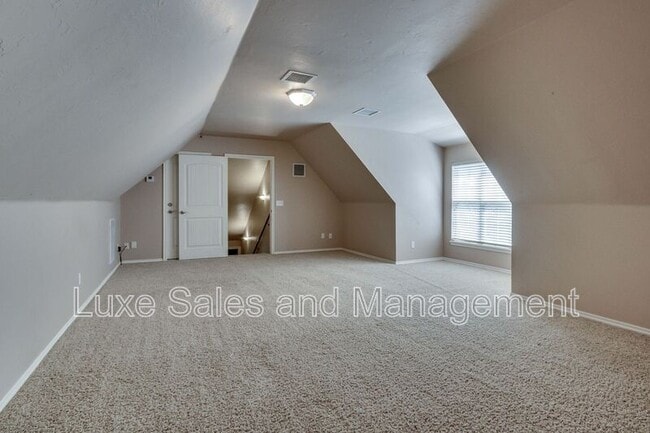 Building Photo - 3341 Heritage Green Cir