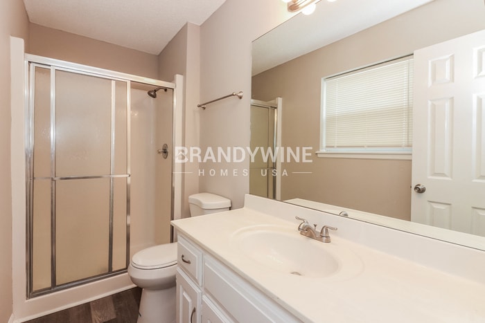 Building Photo - 1205 Deena St