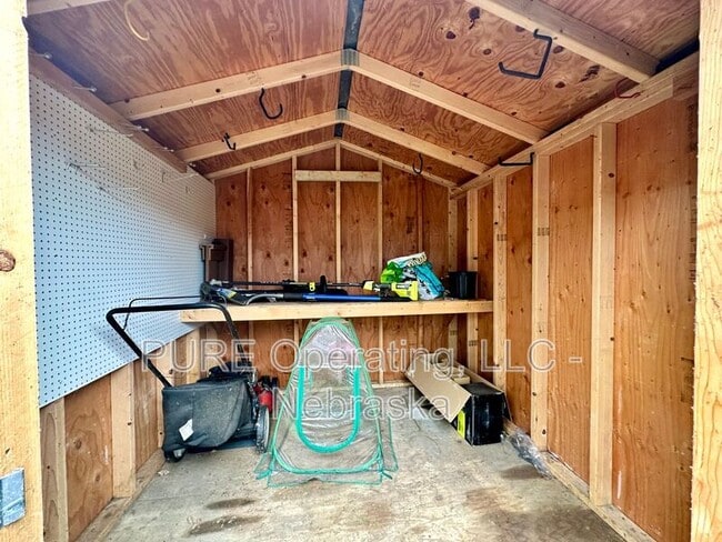 Building Photo - 5120 Franklin St