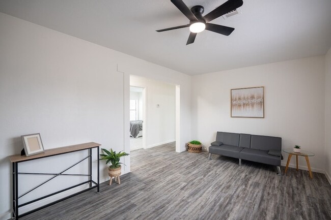 Building Photo - 4901 Richfield Ln