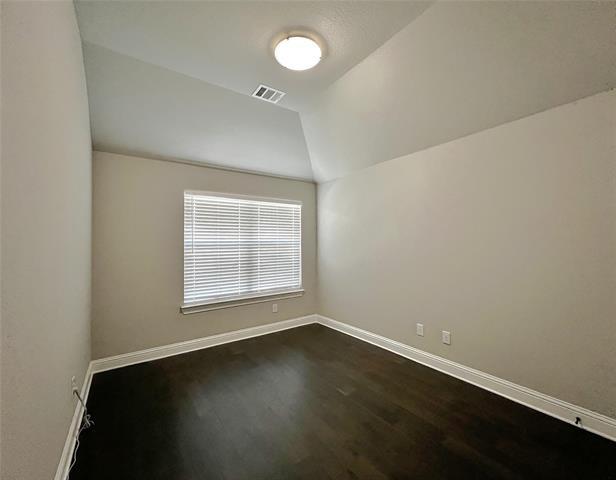 Building Photo - 1904 Shaila Dr