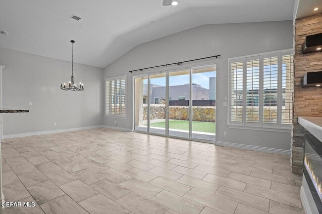 Building Photo - 12344 Desert Hawk Ave