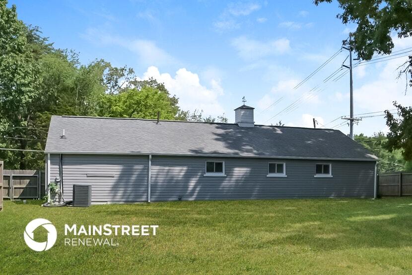 Building Photo - 5115 Landbrook Dr