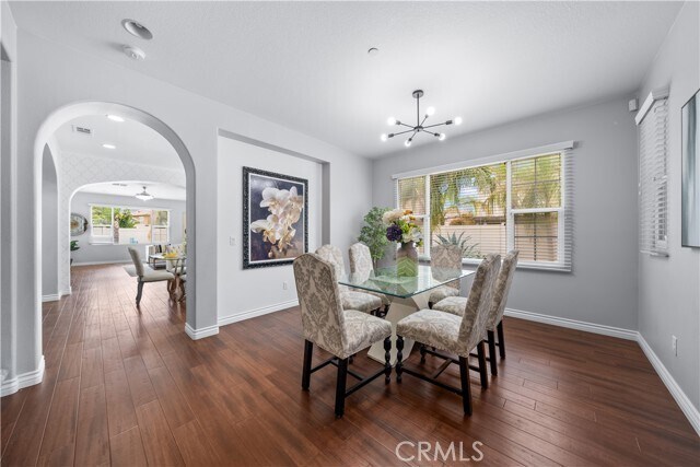 Building Photo - 46239 Lone Pine Dr