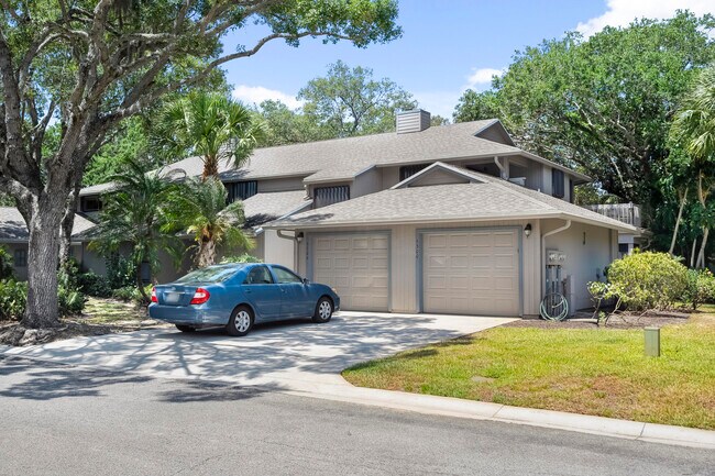 Building Photo - 5300 SE Schooner Oaks Way