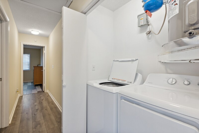 Building Photo - 6707 Low Bush Ct