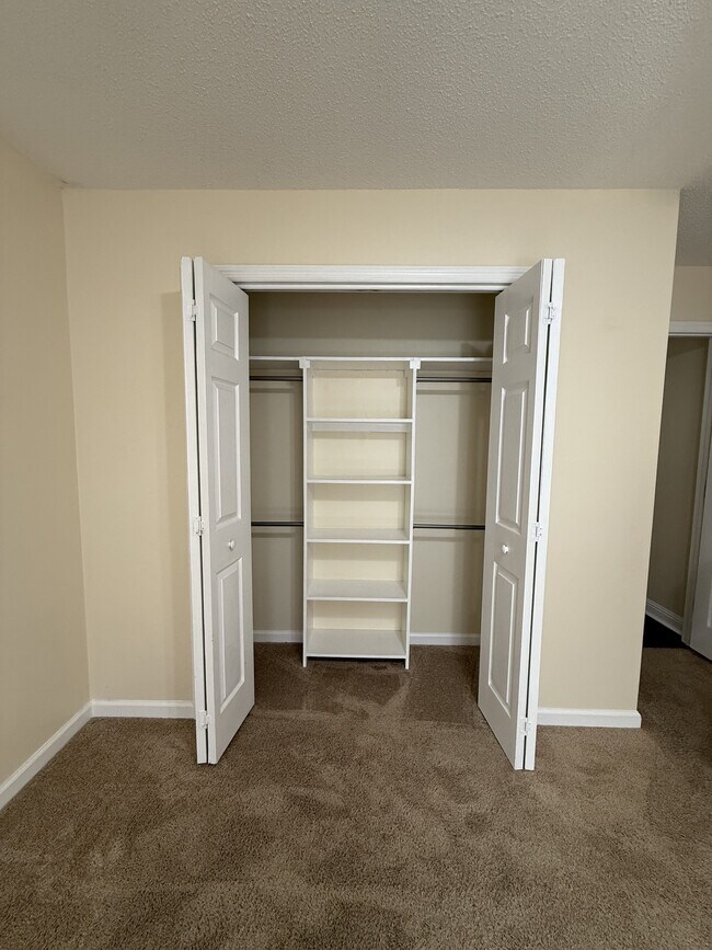 Building Photo - 23 Telfair Dr