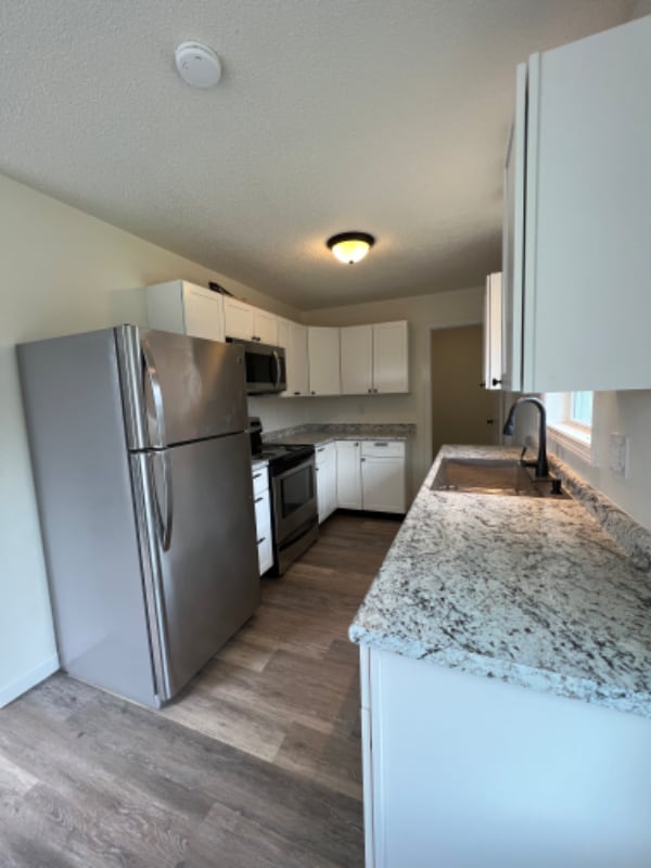 Building Photo - 678 Wood Dr Ext